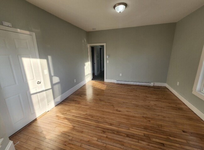 Foto del edificio - 91 E Ashland St