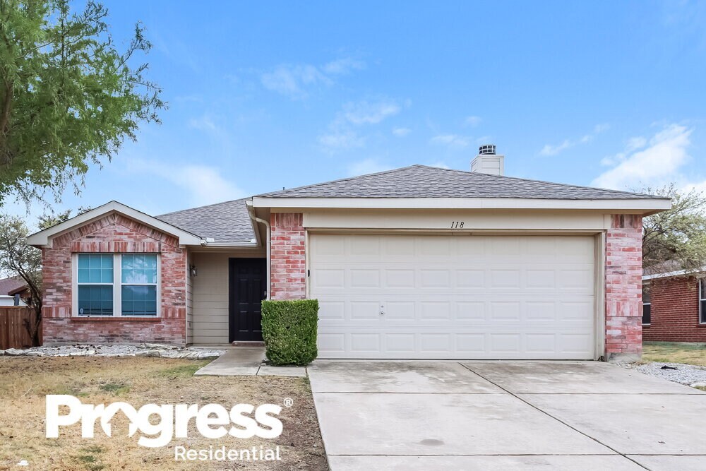 118 Comanche Trail, Krum, TX 76249 House Rental in Krum, TX