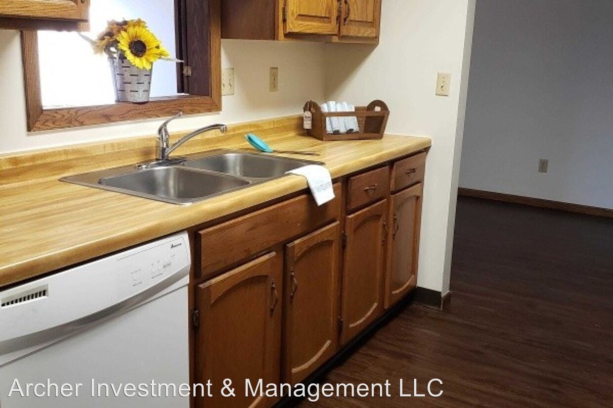 Foto principal - 1612 E Gateway Cir S