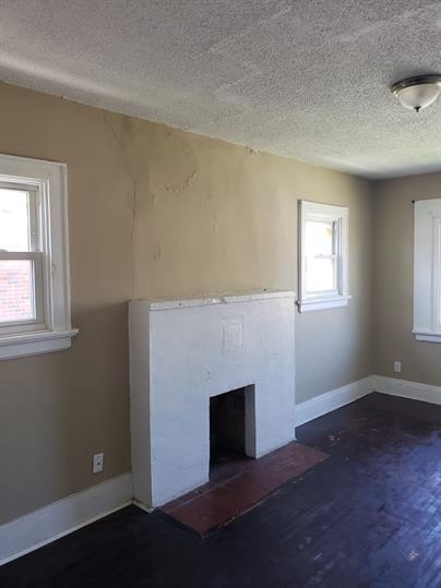 Building Photo - 1113 Carolina Ave