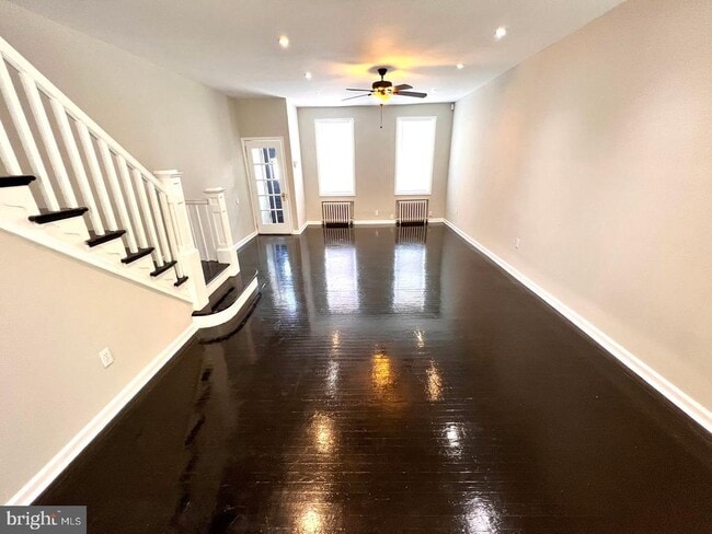 Building Photo - 2202 E Lehigh Ave