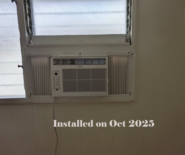 Foto del edificio - 749 Ekela Ave