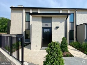 Building Photo - 19510 VILLAGE Walk