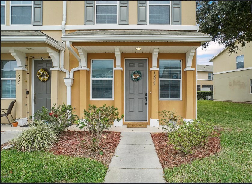 Foto principal - 13027 Sunset Lake Dr