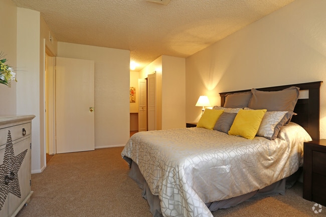 Bedroom - Boulder Crossroads