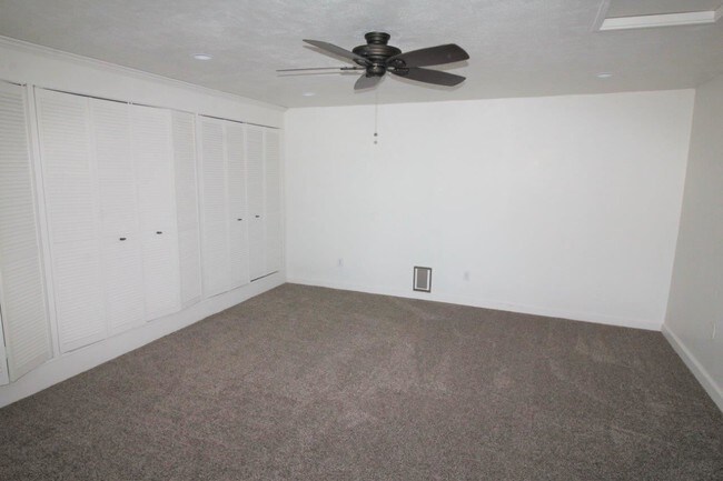 Foto del edificio - 2705 W 4th St