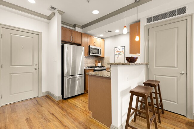 Foto del edificio - 739 Newton Pl NW
