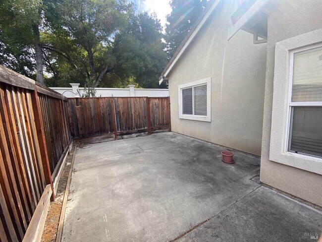 Building Photo - 5018 Michaelangelo Ct