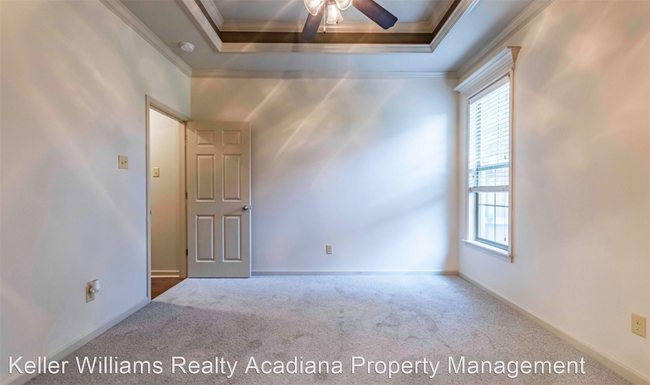 Building Photo - 3 br, 2 bath House - 210 Chimney Rock