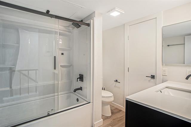 Foto del edificio - 618 W Collins St