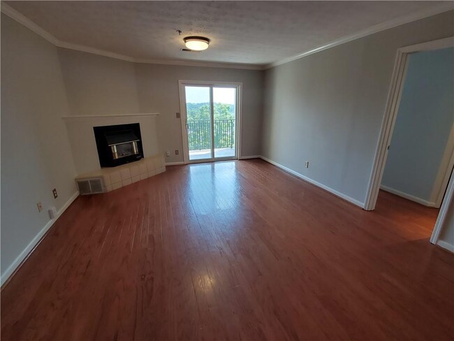 Foto del edificio - 970 Sidney Marcus Blvd NE