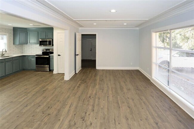 Building Photo - 1508 Peachcrest Rd