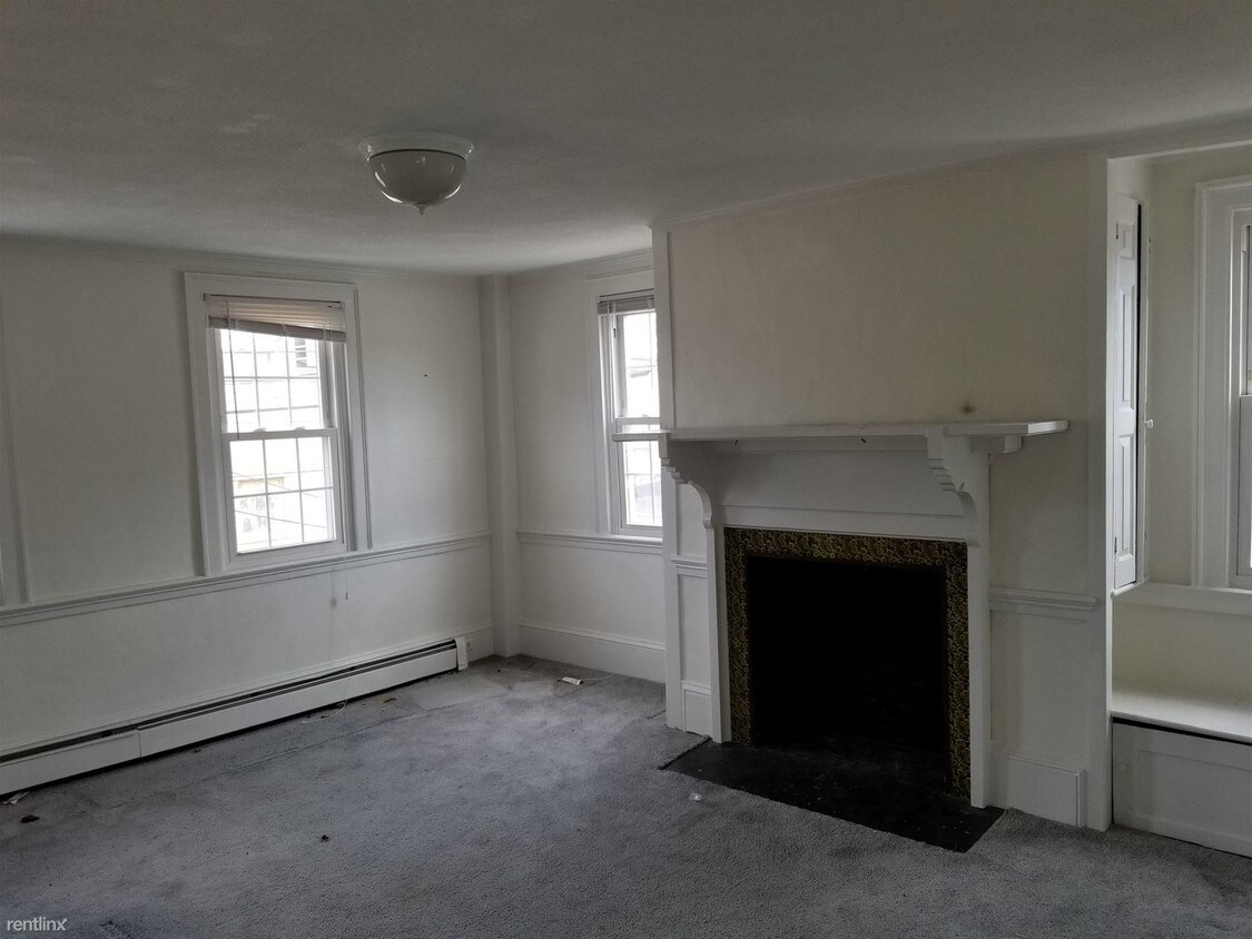 Building Photo - 2 br, 1 bath Apartment - 10 State St