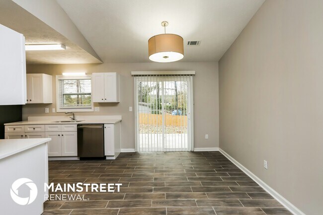 Building Photo - 2066 Marshes Glenn Dr