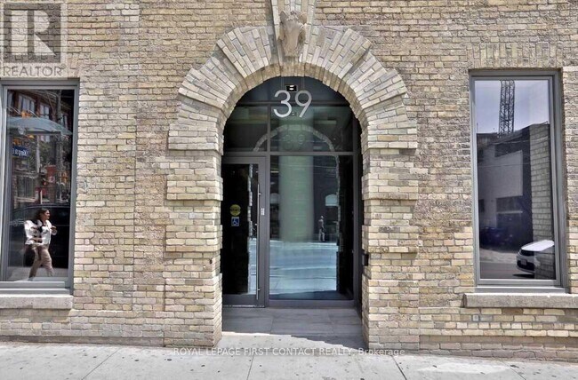 Photo du bâtiment - 39 Sherbourne St