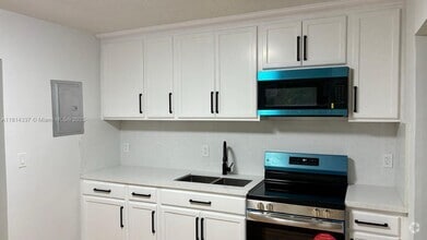 Building Photo - 4149 NW 23rd Ct
