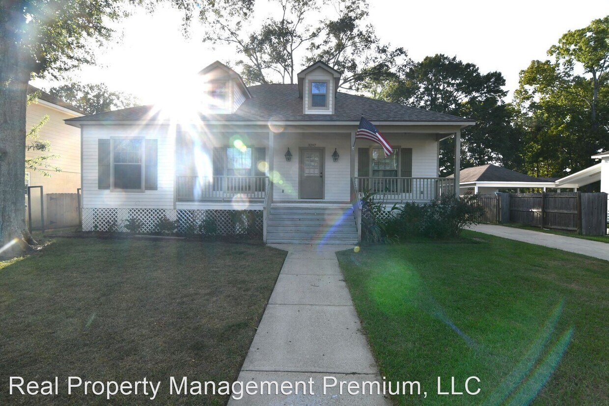 Primary Photo - 3 br, 2 bath House - 3297 Tupelo St