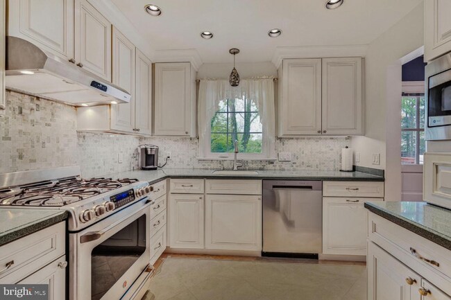 Foto del edificio - 2622 N Lexington St