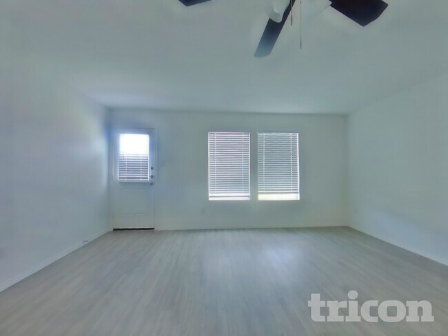 Foto del edificio - 11826 Hermosa Ln