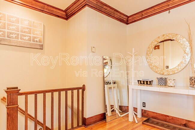 Foto del edificio - 740 S Corona St