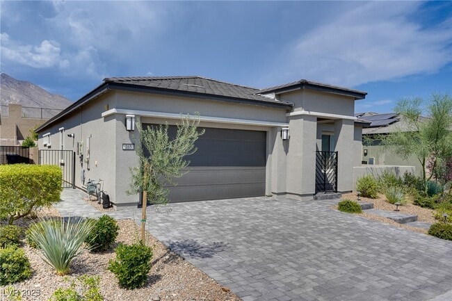 Building Photo - 165 Springbough Ln