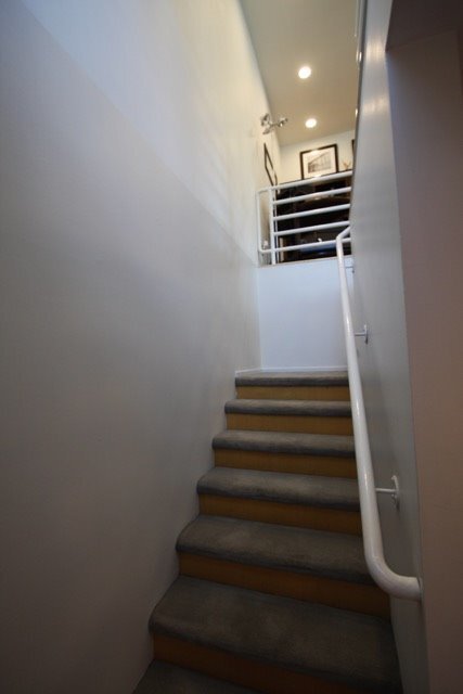 Foto del edificio - Gorgeous 2 Bedroom Downtown Top Floor Condo!