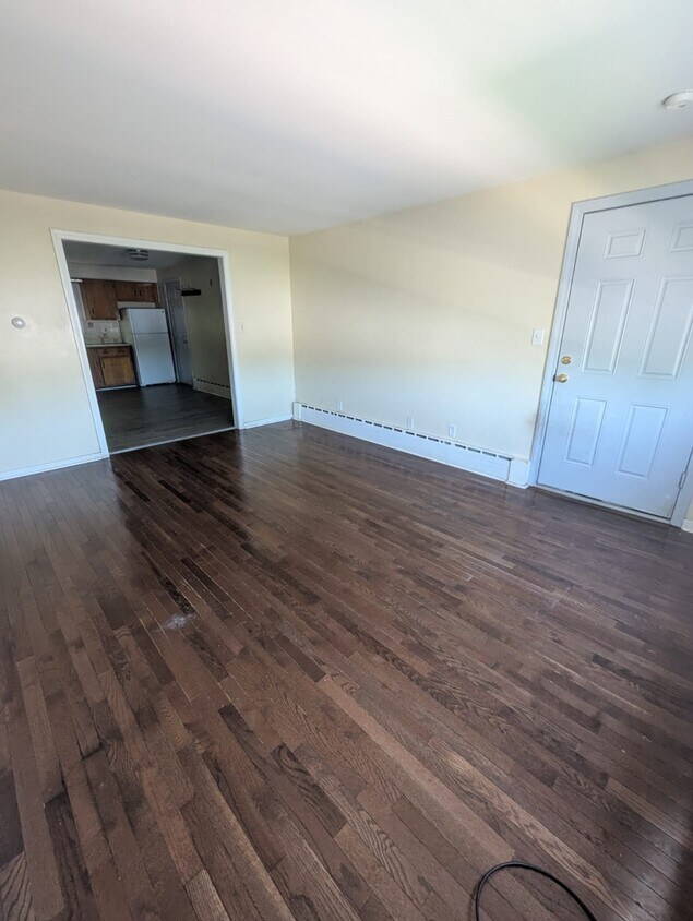 Foto principal - 641 Newhall St