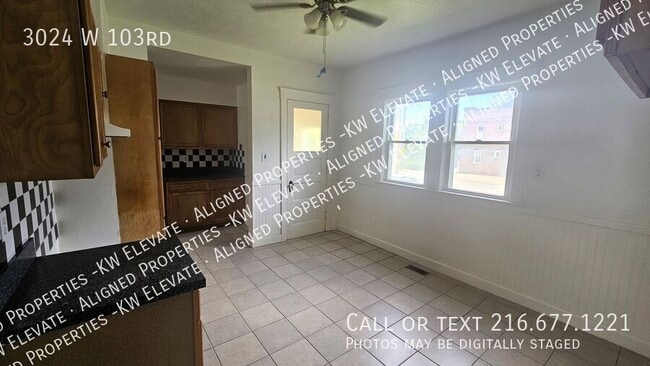Building Photo - 3024 W 103rd St