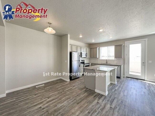 Foto del edificio - 439 N Traquair Ln