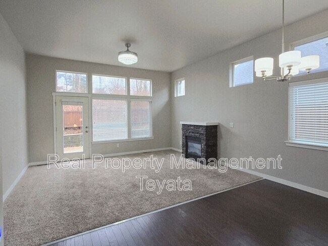 Foto del edificio - 4746 Hadley St