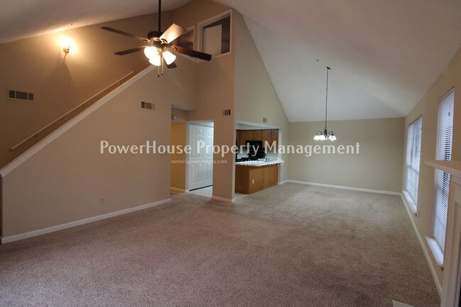 Building Photo - 3071 Steeplechase