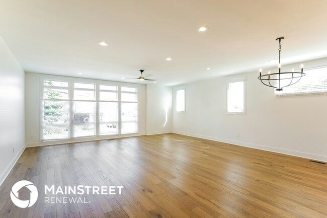 Foto del edificio - 606 26th Ave N