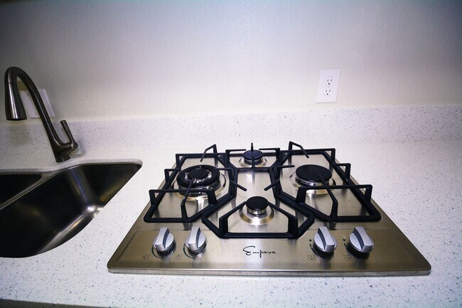 Foto del edificio - Eastvale 1 Bedroom 1 Bath Additional Unit ...