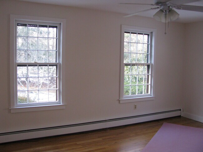 Building Photo - 58 Trailwood Dr