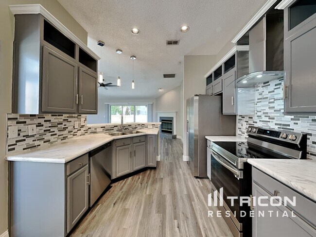 Foto del edificio - 2773 Acorn Park Drive N Jacksonville FL