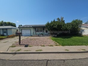 Building Photo - 707 Lee Dr