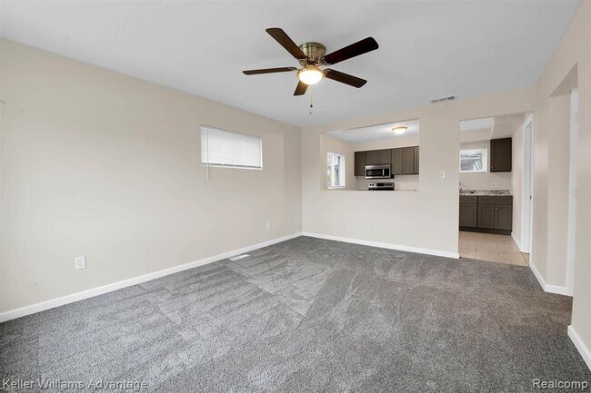 Building Photo - 11140 Ocalla Dr