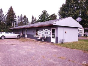 Building Photo - 403 Milltown Ave N