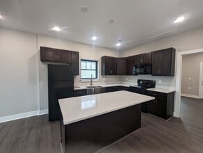 Building Photo - 22 Estes Wy