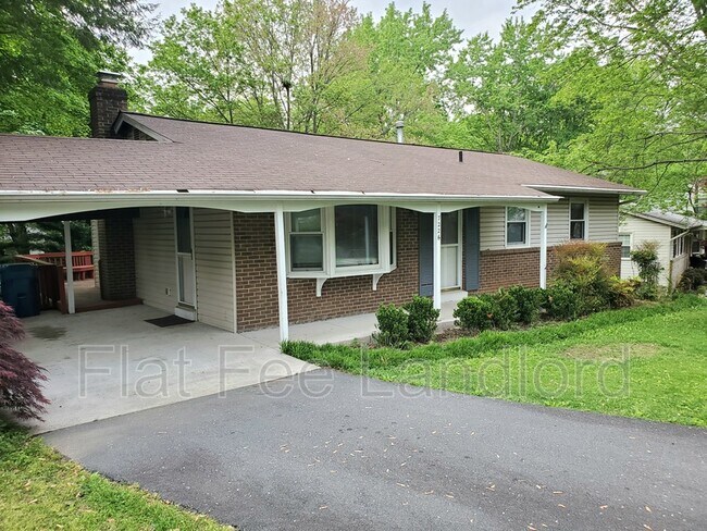 Building Photo - 7226 Ashview Dr