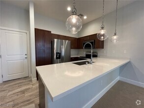 Building Photo - 10557 Ridge Glow Ave