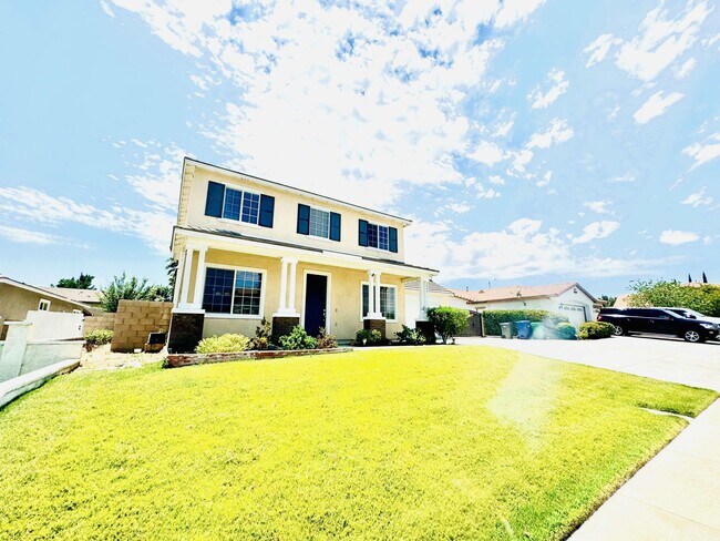 Foto del edificio - 2644 Taft Ln