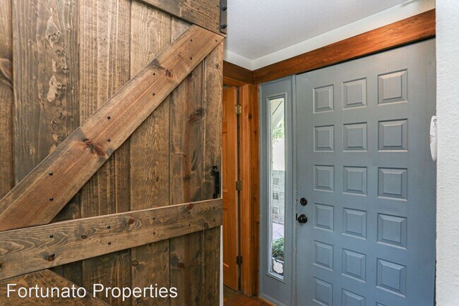 Foto del edificio - 3 br, 1.5 bath House - 1258 Baldy Rd