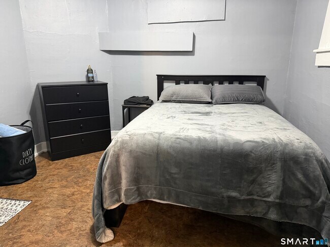 Foto del edificio - 112 Rockwell St