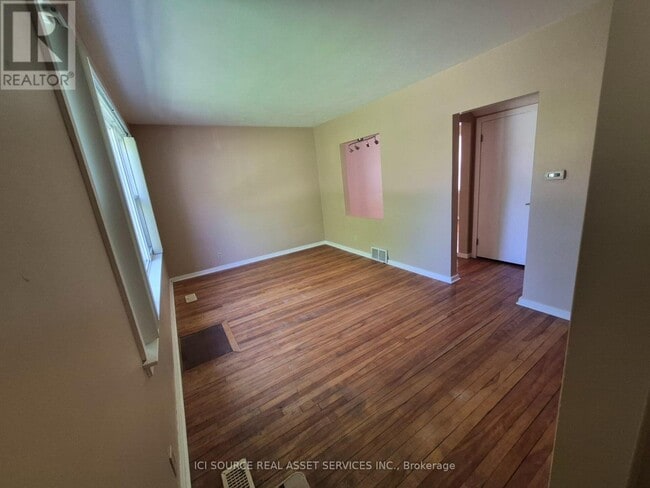 Building Photo - 25 Watling St