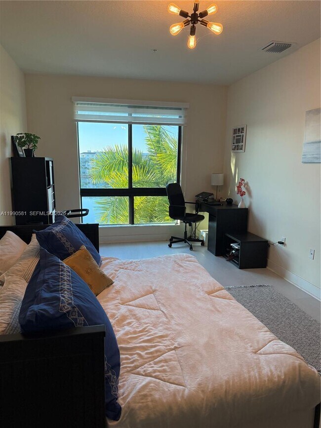 Foto del edificio - 4725 NW 85th Ave
