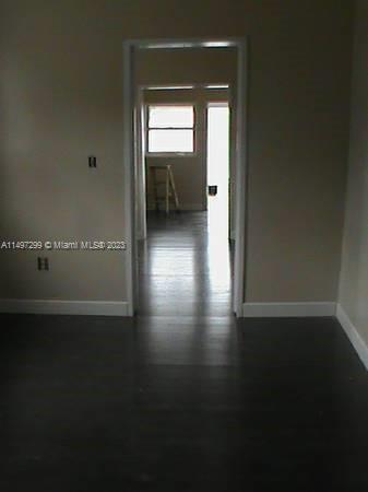 Building Photo - 433 N 14th St