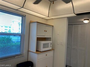 Building Photo - 1740 Pine Valley Dr