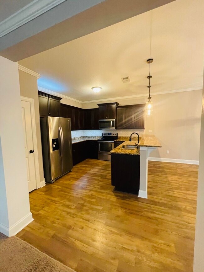 Foto del edificio - 472 Riley Ln