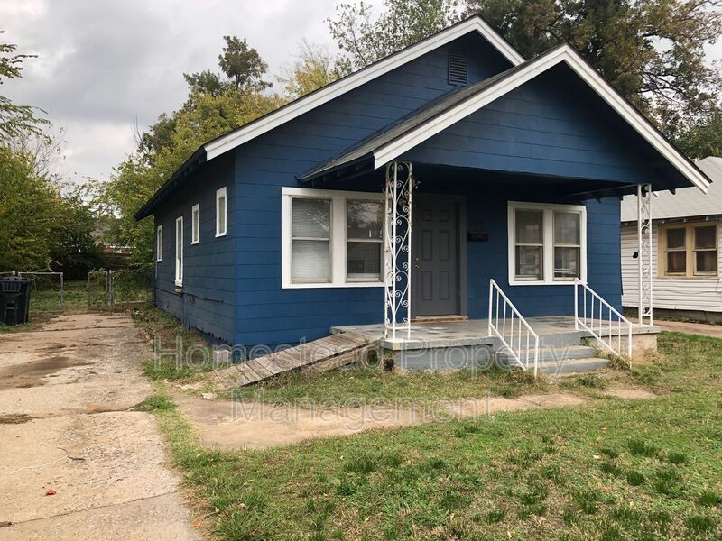 Primary Photo - 1509 NE 19th St